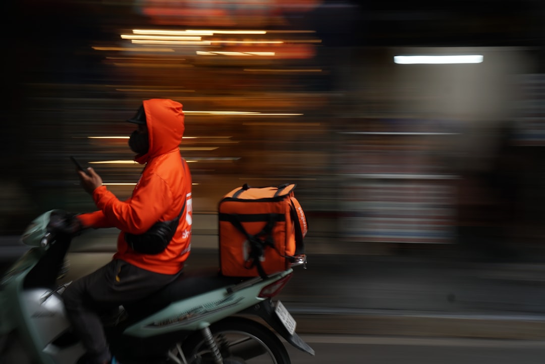 Uber Eats 配達中のトラブル対処法 完全マニュアル アイキャッチ画像